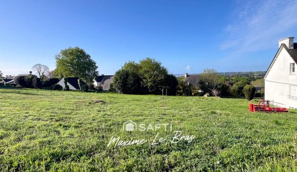 Terrain à bâtir 698 m2 proche centre-ville aperçu mer