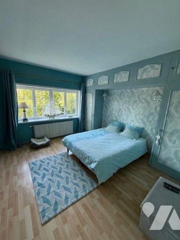 Maison à Vendre à Auxi-le-Château (62390) en Pas-de-Calais (62)

Cette maison de 170 m² habit...