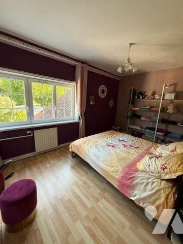 Maison à Vendre à Auxi-le-Château (62390) en Pas-de-Calais (62)

Cette maison de 170 m² habit...