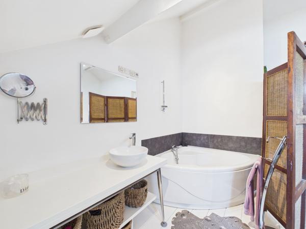 Maison
         7 pièces
        - 192 m² 389 000 € *
