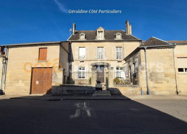 Vente
                Demeure142 m² - 5 Pièces -
                    LISLE EN RIGAULT (55000)