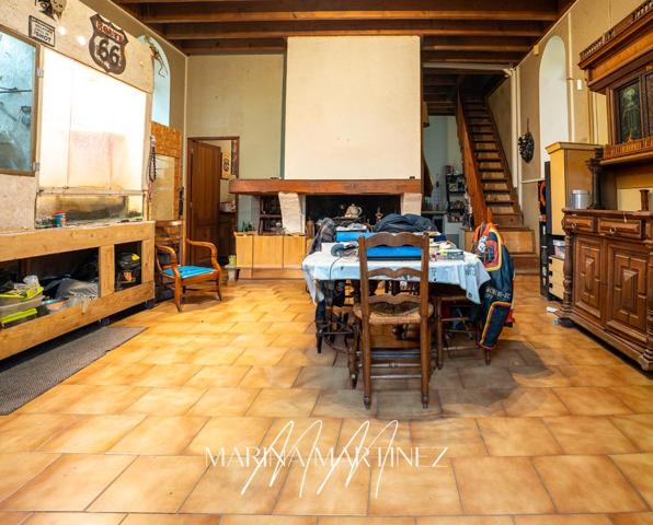 Ancienne chapelle, rénovée de plus de 120m2 sur 1690m2 de terrain