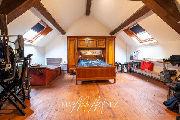 Ancienne chapelle, rénovée de plus de 120m2 sur 1690m2 de terrain