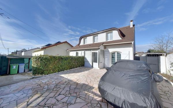 Maison à vendre    4 pièces •  Tremblay-en-France