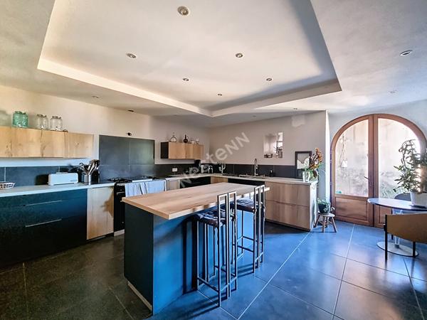 Château à vendre à Thoard - Référence 1412