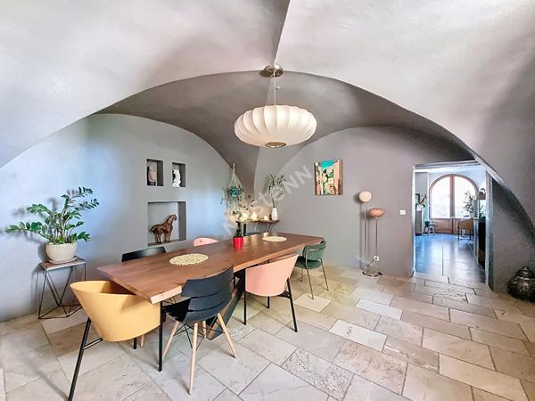 Château à vendre à Thoard - Référence 1412