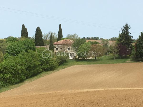 Maison de 216 m²