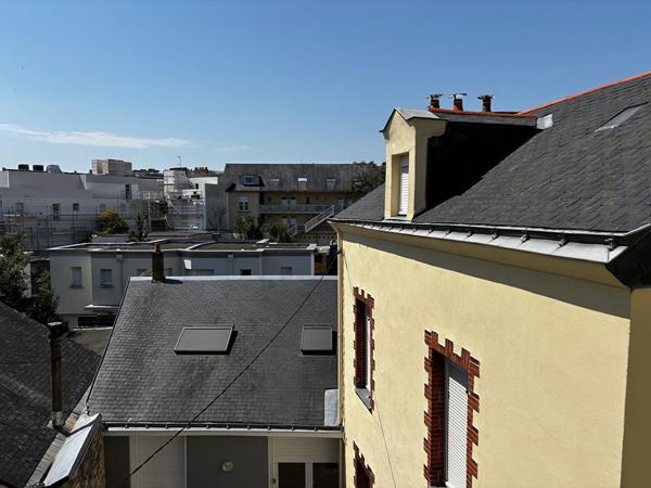 Zola - Mellinet. Appartement T3 de charme