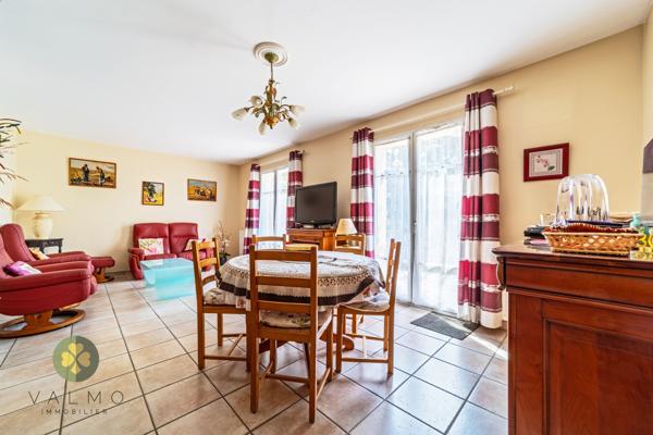Maison
                                                                                                                                                                                                                                                                                                                        4 pièce(s)                                                                                                                                                                                                          3 chambre(s)                                                                                                                                                                                                          91.39  m²