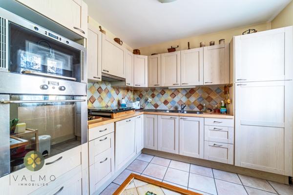 Maison
                                                                                                                                                                                                                                                                                                                        4 pièce(s)                                                                                                                                                                                                          3 chambre(s)                                                                                                                                                                                                          91.39  m²