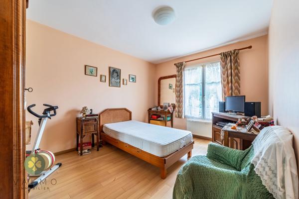 Maison
                                                                                                                                                                                                                                                                                                                        4 pièce(s)                                                                                                                                                                                                          3 chambre(s)                                                                                                                                                                                                          91.39  m²
