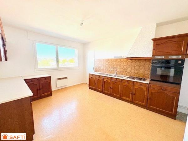 À VENDRE – Appartement T3 lumineux avec balcon – Valenciennes (Résidence Harpignies) Parking en sous sol+cave