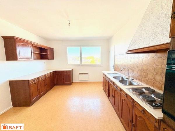 À VENDRE – Appartement T3 lumineux avec balcon – Valenciennes (Résidence Harpignies) Parking en sous sol+cave