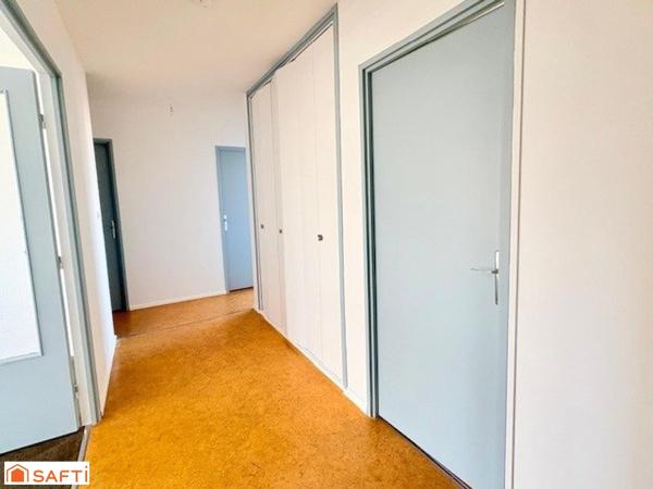 À VENDRE – Appartement T3 lumineux avec balcon – Valenciennes (Résidence Harpignies) Parking en sous sol+cave