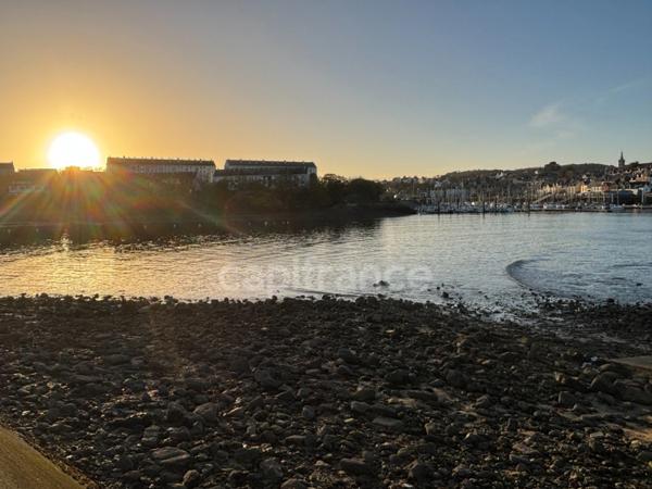 Charmant T2 au calme en plein centre-ville de DOUARNENEZ-à deux pas des ports et des plages