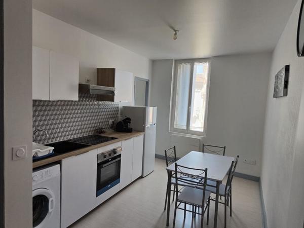 Immeuble à vendre 234 300 € Castillon-la-Bataille 102 m² DPE D