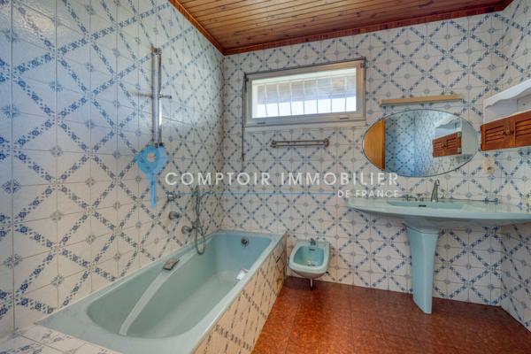 Maison
                                                                                                                                                                                                                                                                                                                        11 pièce(s)                                                                                                                                                                                                          6 chambre(s)                                                                                                                                                                                                          268  m²