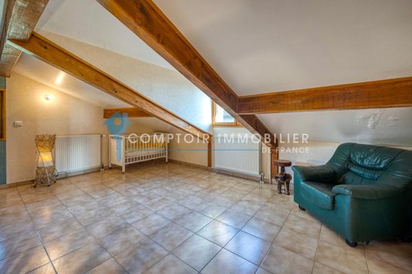 Maison
                                                                                                                                                                                                                                                                                                                        11 pièce(s)                                                                                                                                                                                                          6 chambre(s)                                                                                                                                                                                                          268  m²