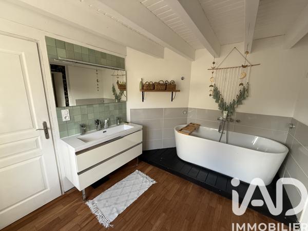 Maison à vendre 5 pièces 140 m² La Crèche