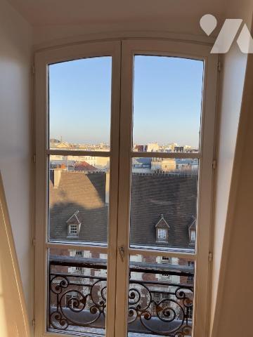 Paris 4ᵉ – Le Marais / Rue du Plâtre – Appartement 2 pièces dernier étage