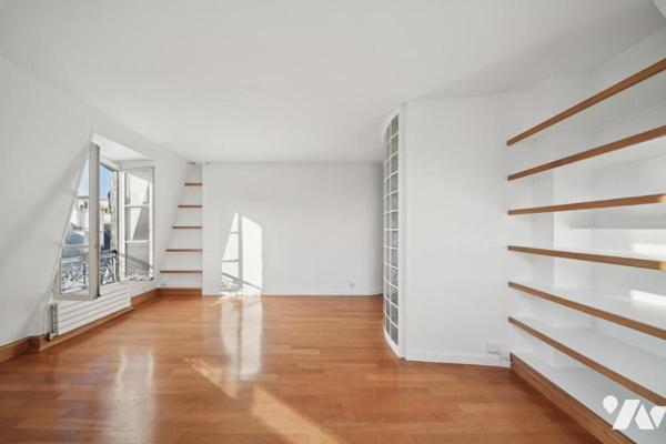 Paris 4ᵉ – Le Marais / Rue du Plâtre – Appartement 2 pièces dernier étage