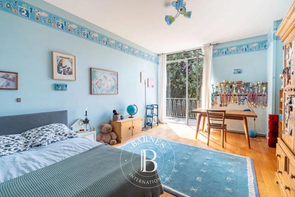 Saint-Germain-en-Laye, Maison 5 Chambres -  285 m² à vendre