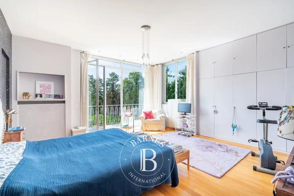 Saint-Germain-en-Laye, Maison 5 Chambres -  285 m² à vendre