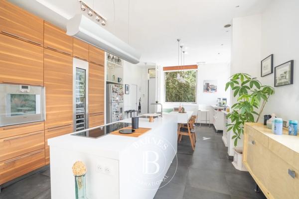 Saint-Germain-en-Laye, Maison 5 Chambres -  285 m² à vendre