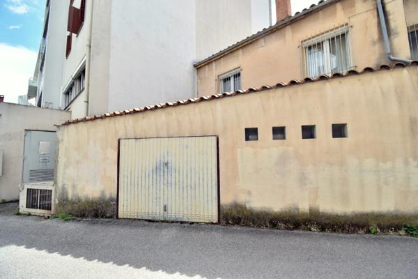 Ensemble immobilier mixte Appartement T5 et local, DIGNE LES BAINS (04)