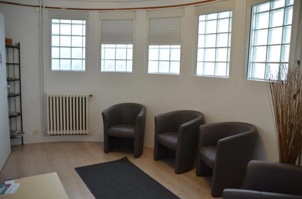 Ensemble immobilier mixte Appartement T5 et local, DIGNE LES BAINS (04)