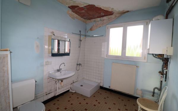 Immeuble à vendre    2 pièces • 150 m2 Saint-Père