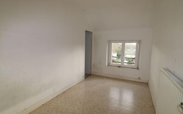 Immeuble à vendre    2 pièces • 150 m2 Saint-Père