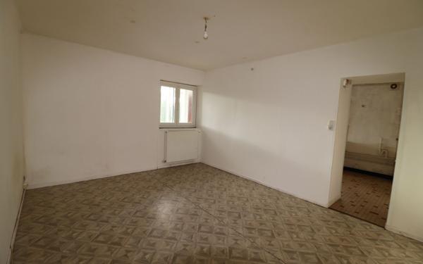 Immeuble à vendre    2 pièces • 150 m2 Saint-Père