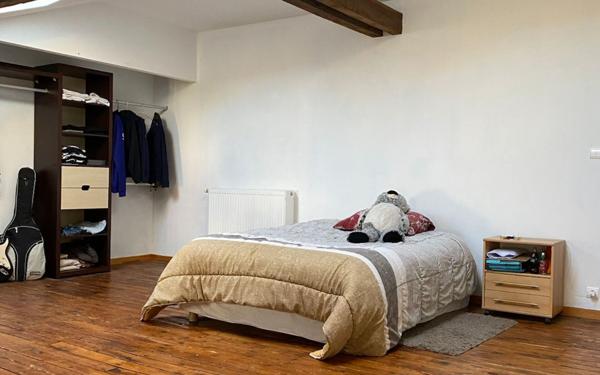 Maison à vendre    6 pièces •  Saint-Victurnien