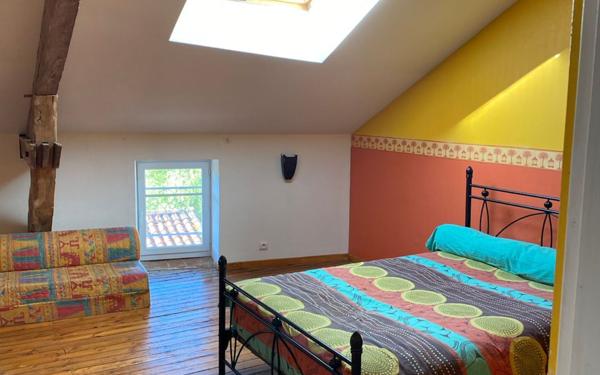 Maison à vendre    6 pièces •  Saint-Victurnien