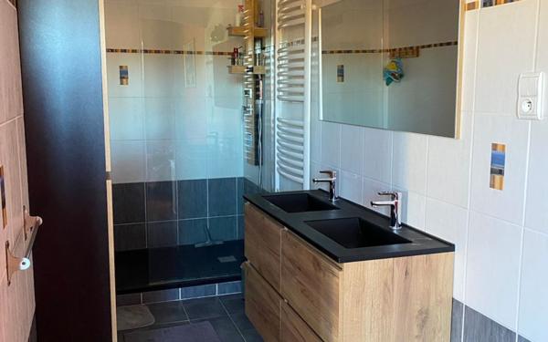 Maison à vendre    6 pièces •  Saint-Victurnien