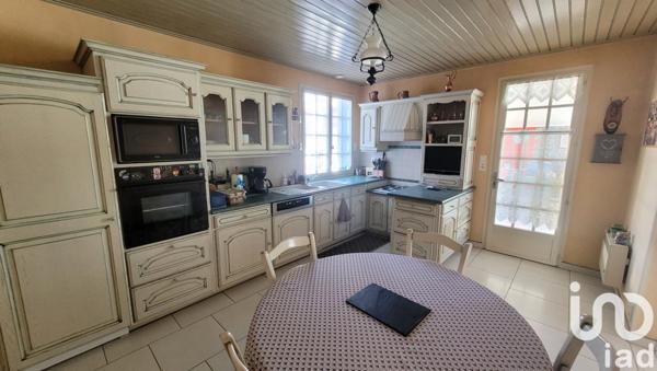 Pavillon 5 pièces de 120 m² à Vix (85770)