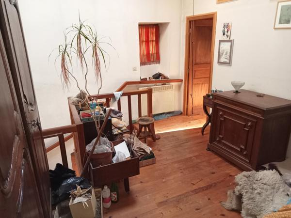 Maison ardéchoise sur 4886M² de terrain attenant