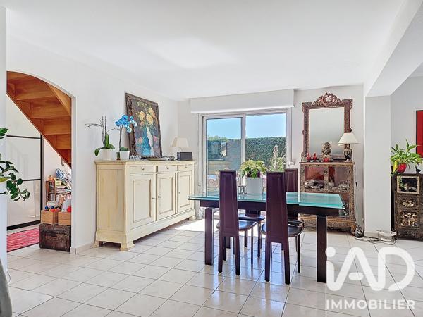 Maison à vendre 5 pièces 133 m² Saint-Médard-en-Jalles