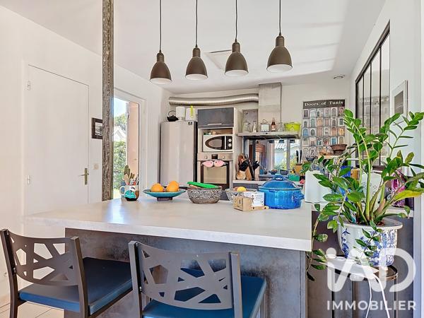 Maison à vendre 5 pièces 133 m² Saint-Médard-en-Jalles