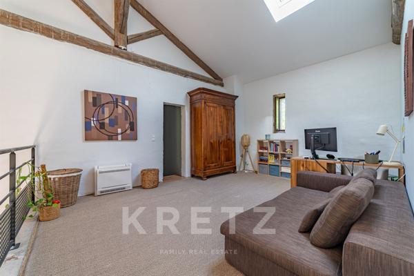 Mas entièrement rénové avec piscine