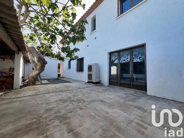 Maison traditionnelle 6 pièces de 177 m² à Torreilles (66440)