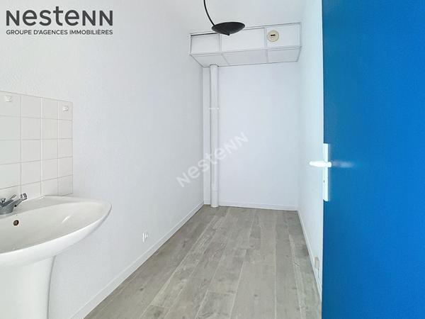 Local profession libérale de 40.82m² LORMONT