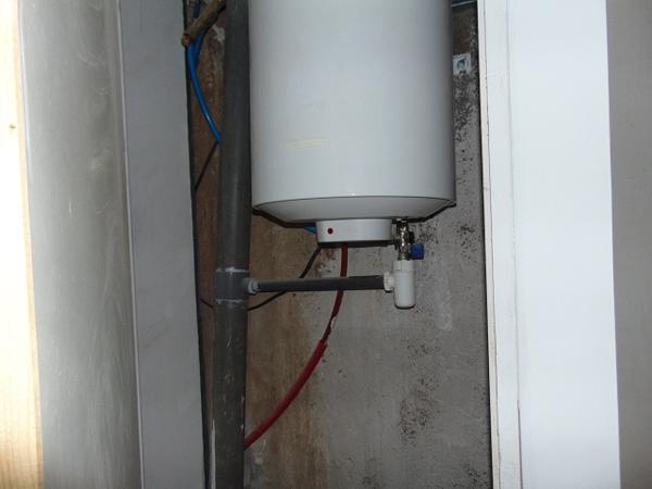 Parking / box - 1 pièce - 18 m²