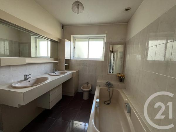 Maison à vendre  5 pièces - 128,35 m 2   ST HILAIRE DE RIEZ  - 85