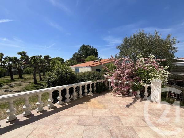 Maison à vendre  5 pièces - 128,35 m 2   ST HILAIRE DE RIEZ  - 85