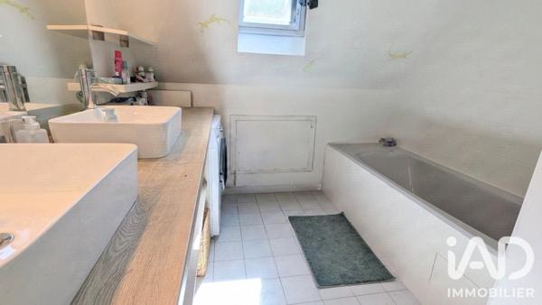 Maison à vendre 6 pièces 117 m² Ecquevilly