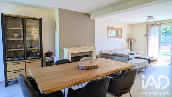 Maison à vendre 6 pièces 117 m² Ecquevilly