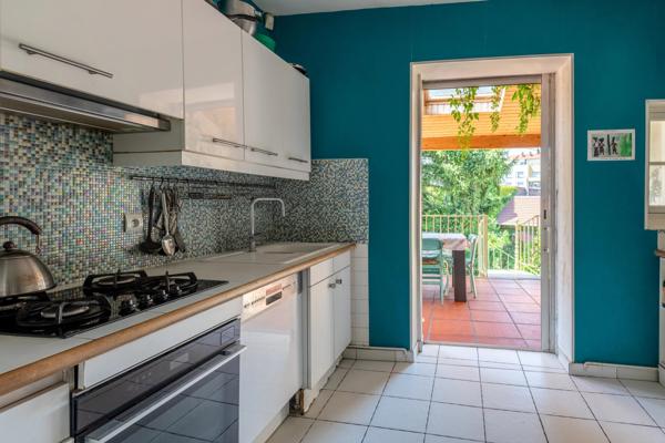 Lyon 3ème - Appartement esprit Maison de 137,8 m² - 5 Chambres - Jardin avec piscine