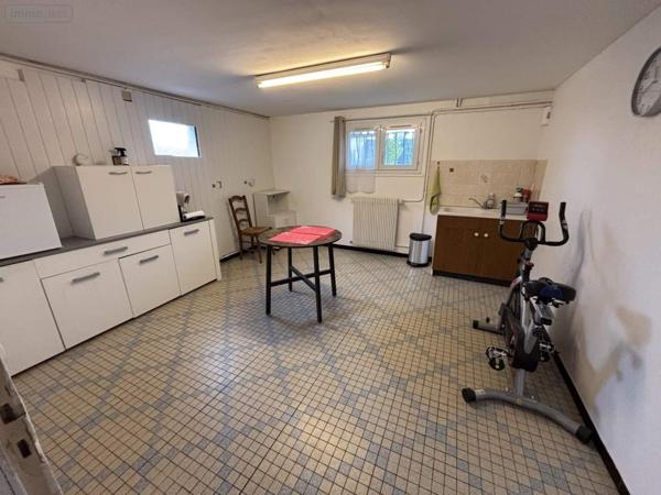 Maison à vendre à Saint-Calais dans la Sarthe (72120), ref : 101/1976